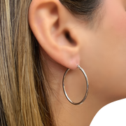 14K White Gold Oval Medium Hoop Earrings